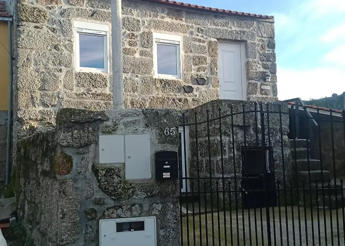 Aldeia Da Serra - Historic Areas Of Portugal Celorico Da Beira